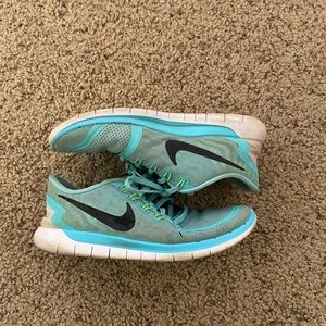 Nike barefoot ride 5.0 shoes